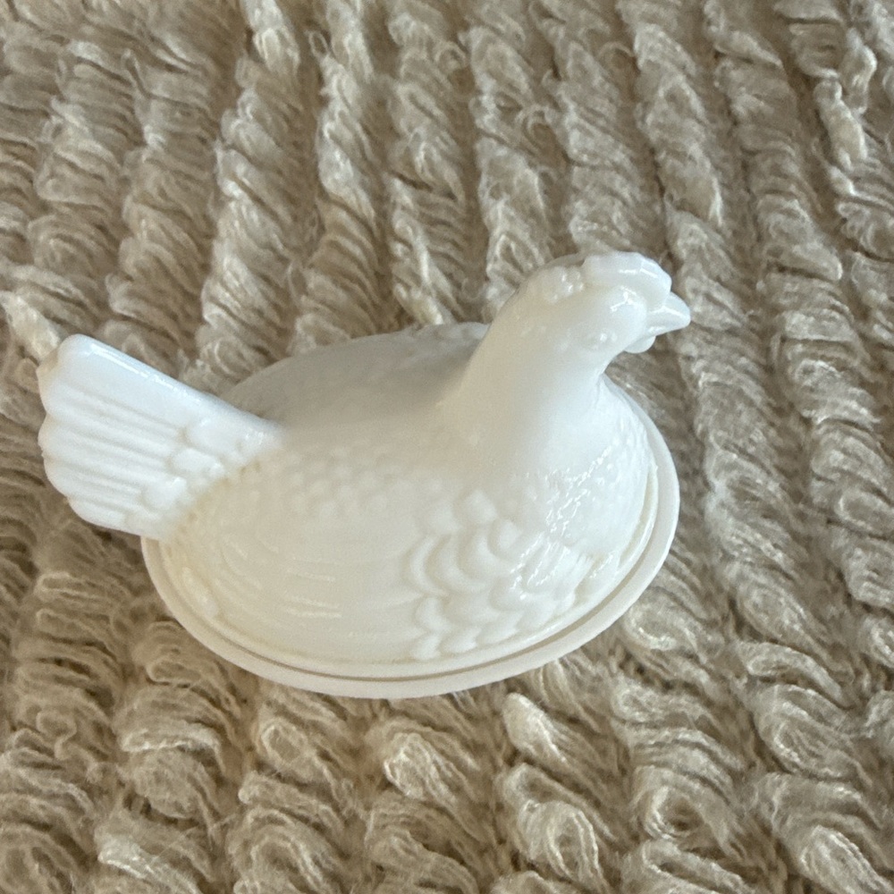Elegant White Ceramic Bird Figurine